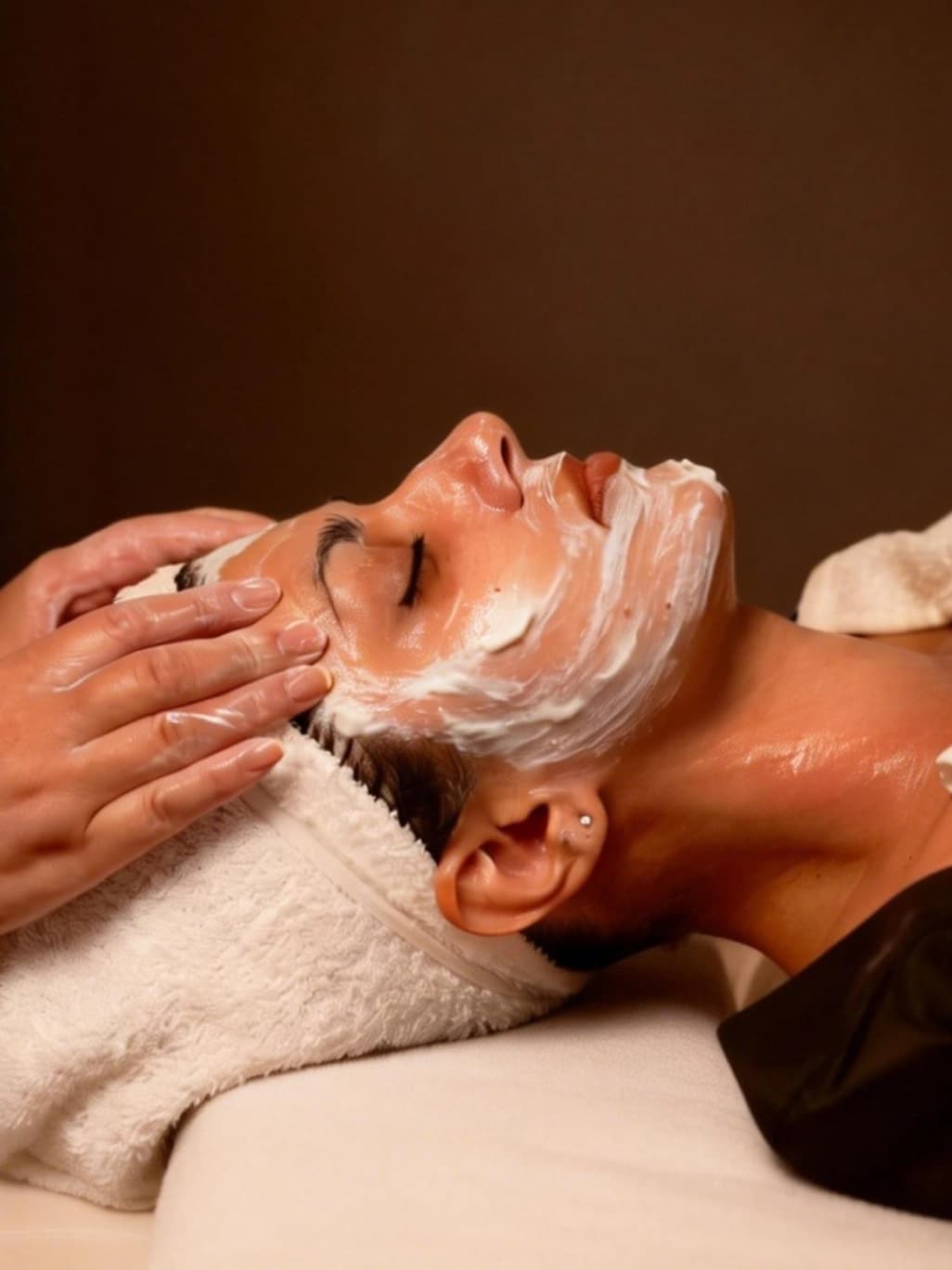 Hair clean&wash (30 mins) + Facial (30mins)