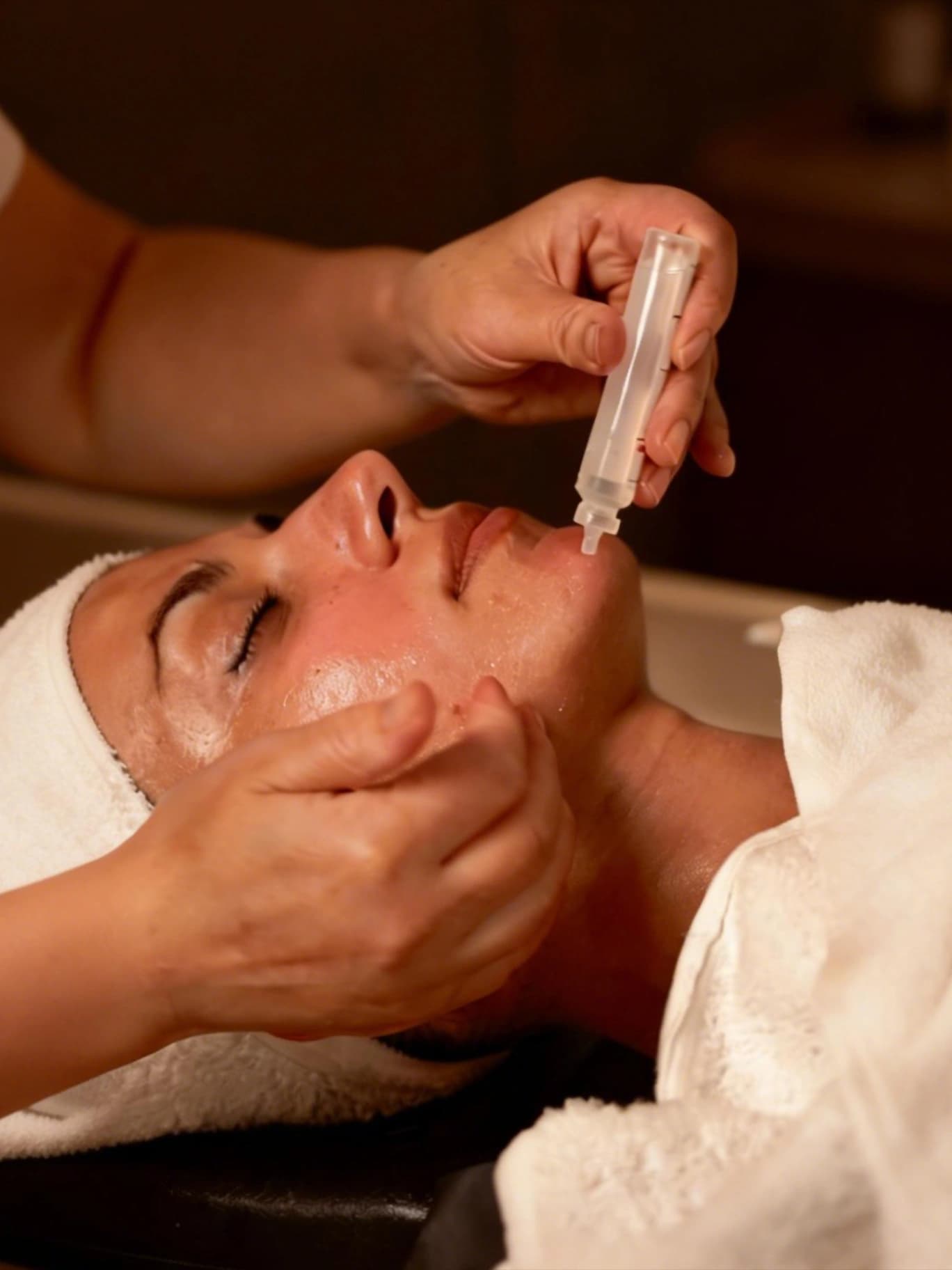 Limited Special: JAPANESE HEADSPA+GLOWING FACIAL